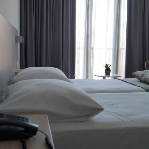 Quarto Simples (Single Room)